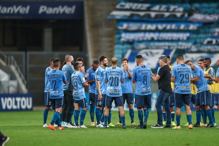 vice-de-futebol-do-grêmio-fala-em-reforços