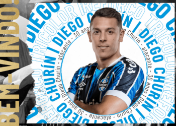 Grêmio oficializa a contratação de atacante argentino Diego Churín