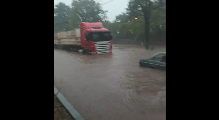 Chuva forte em Maringá