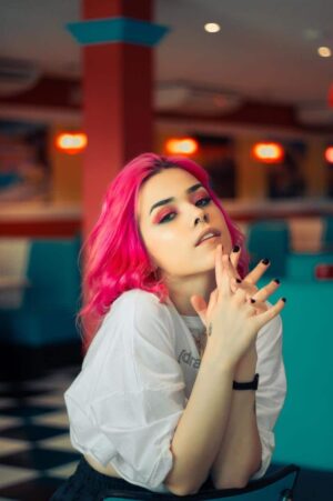 “Nada me deixa mais feliz do que cantar”