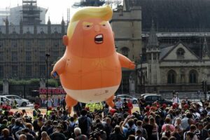 Balão Gigante do “bebê Trump”