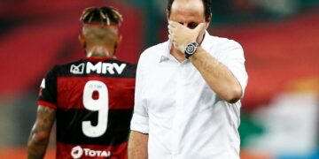 Com pressão sobre Ceni, Flamengo pega o Ceará no Maracanã