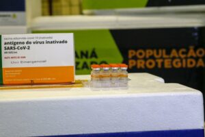 19.600 doses de imunizantes  em combate a covid-19 devem ser distribuídas no Paraná nesta sexta-feira