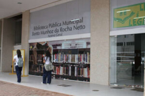 Bibliotecas vinculadas à Secretaria Municipal de Cultura de Maringá vão voltar a funcionar normalmente