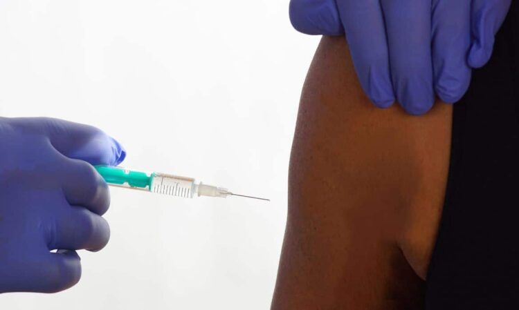 Veja o cronograma de imunização em combate ao coronavírus desta quinta-feira em Maringá