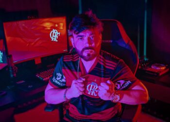 STREAMER. Popularmente conhecido como "Paizão", se aventura em  jogos como Fall Guys, PUBG Mobile, COD Mobile e etc