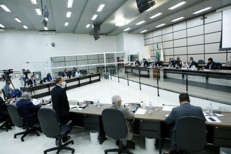 PROJETO. Leis foram feitas após reuniões do prefeito Ulisses Maia com vereadores. Marquinhos Oliveira / CVM