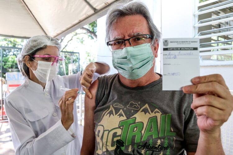 Campanha de imunização em combate ao coronavírus de hoje em Maringá será para 2ª dose