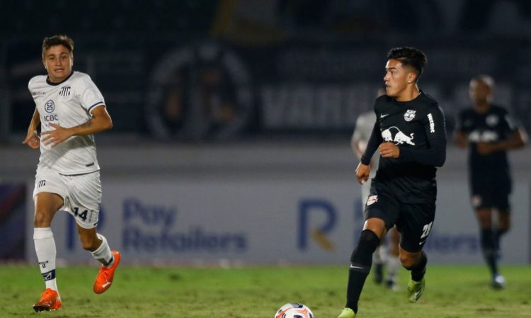 Com um jogador a menos, Massa Bruta é pressionado e cai para Talleres. FOTO-REPRODUÇÃO