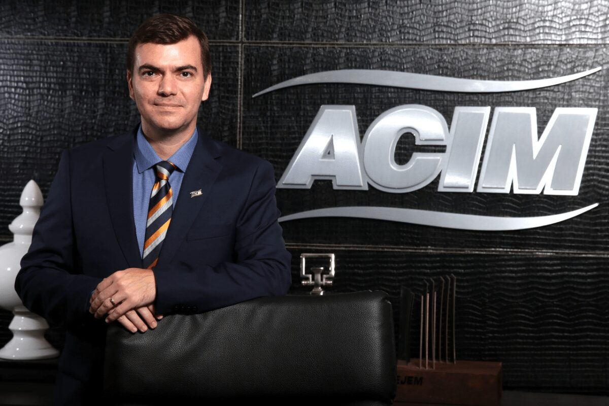 Associação comercial de Maringá (ACIM)