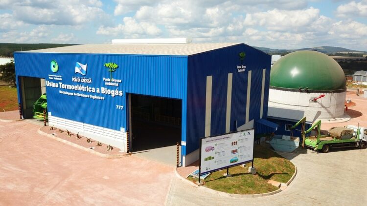 Usina Termoelétrica a Biogás recebe visita de representantes e agentes políticos de Cianorte