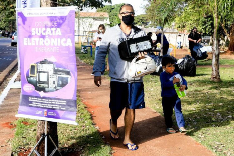 Prefeitura recebe 2 toneladas de materiais recicláveis e reutilizáveis