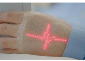Empresa japonesa desenvolve pele eletrônica vestível para monitoramento da saúde de idosos e atletas