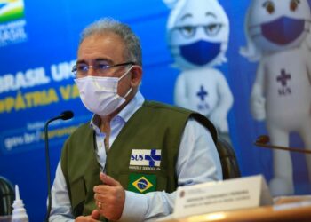 Marca de 110 milhões de doses de vacinas aplicadas são ultrapassadas no Brasil