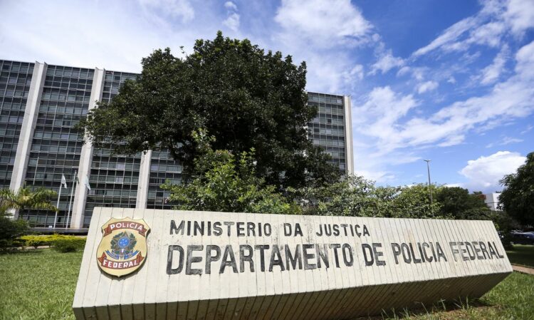 PF deflagra Operação Parcela Infinita no Paraná para combater fraudes no auxílio emergencial