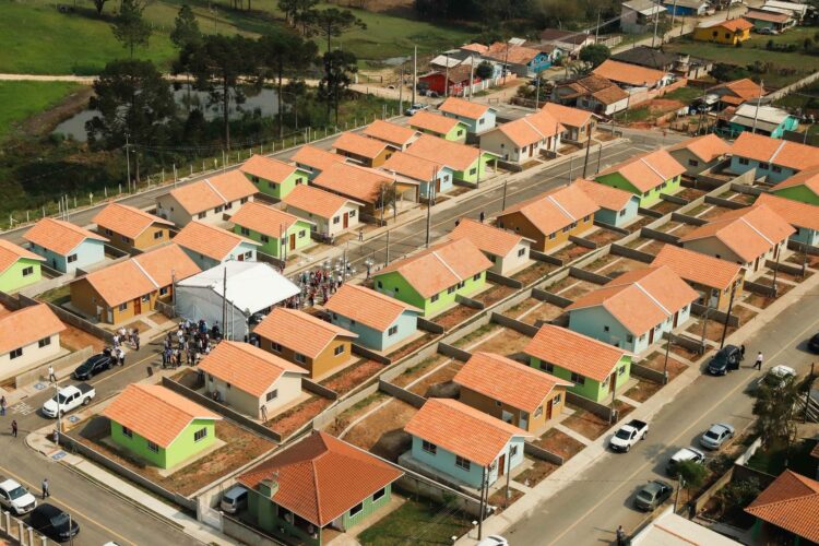 Programa Casa Fácil Paraná: 1o lote será anunciado na próxima semana