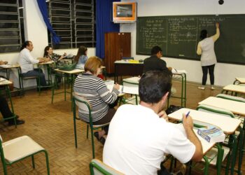 Inscrições de exames estaduais para ensino fundamental II do EJA estão abertas