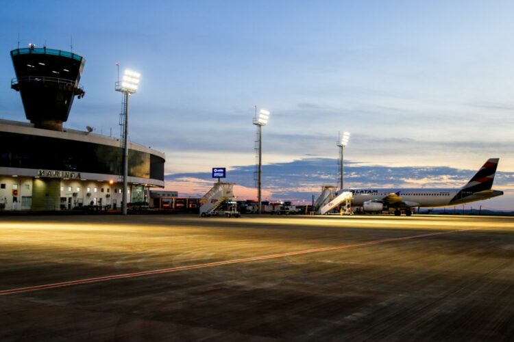 Bolsonaro estará em Maringá no dia 1o de outubro para inaugurar ampliação do Aeroporto Silvio Name Junior