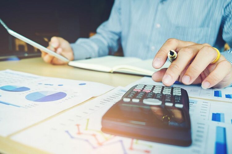 Com a assessoria do contador, as empresas podem garantir uma boa saúde financeira