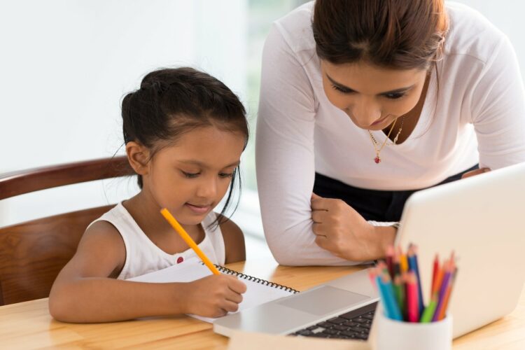 Método de ensino 'homeschooling' é aprovado pela Assembleia Legislativa do Paraná