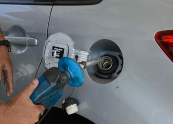 Petrobrás anuncia novo reajuste no valor do diesel e gasolina