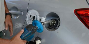 Petrobrás anuncia novo reajuste no valor do diesel e gasolina