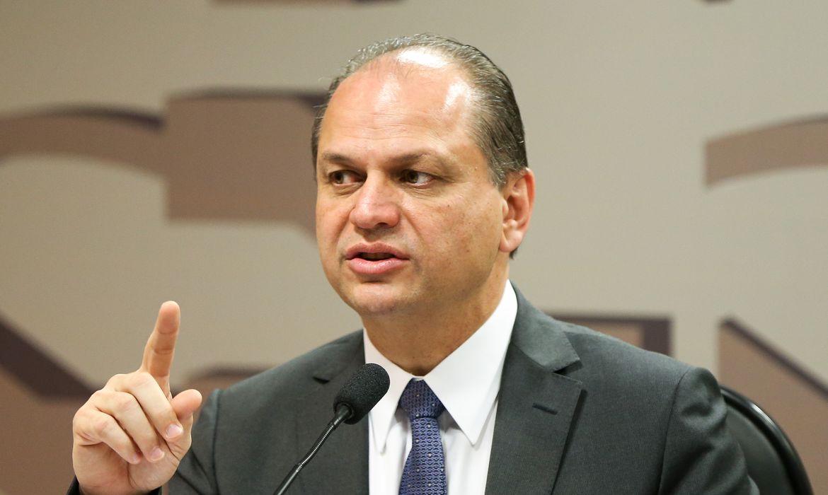 Deputado Ricardo Barros entra com notícia crime contra o senador Renan Calheiros, relator da CPI da Covid