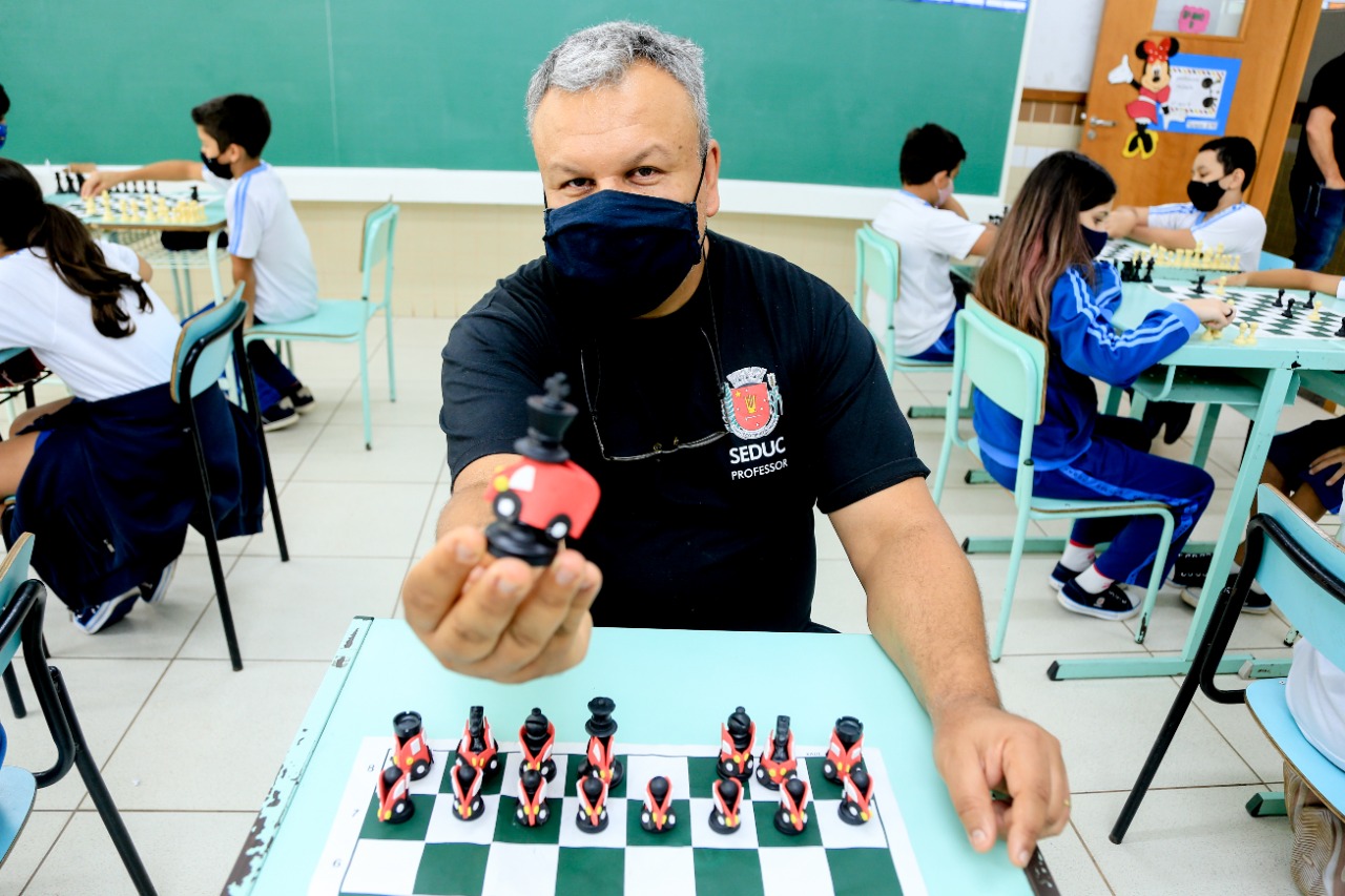 Oficinas de Xadrez Online contam história do jogo e melhor maneira