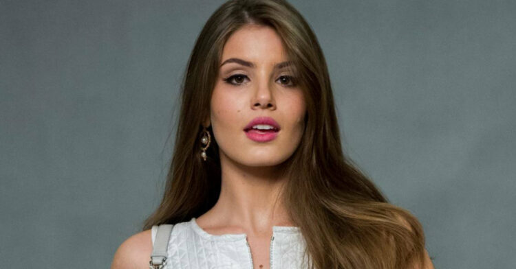 Camila Queiroz deixa elenco de "Verdades Secretas 2"