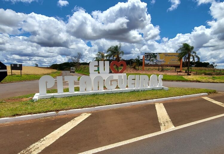 Prefeitura de Pitangueiras inicia programação de natal na próxima sexta-feira