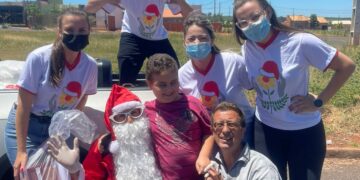 Apae de Santa Fé entrega cestas de natal para os alunos