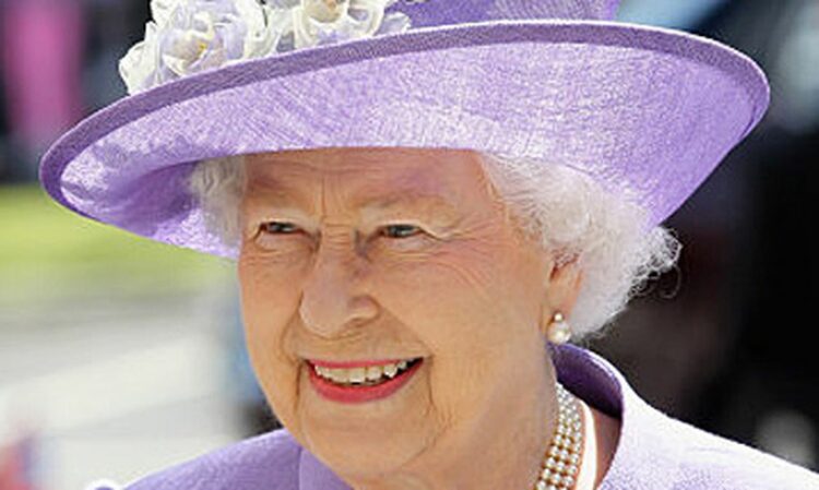 Jovem invade Castelo de Windsor para matar a rainha Elizabeth II