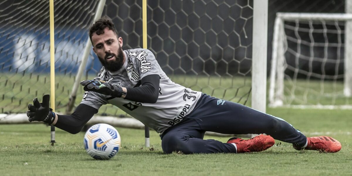 São Paulo fecha com o goleiro Jandrei