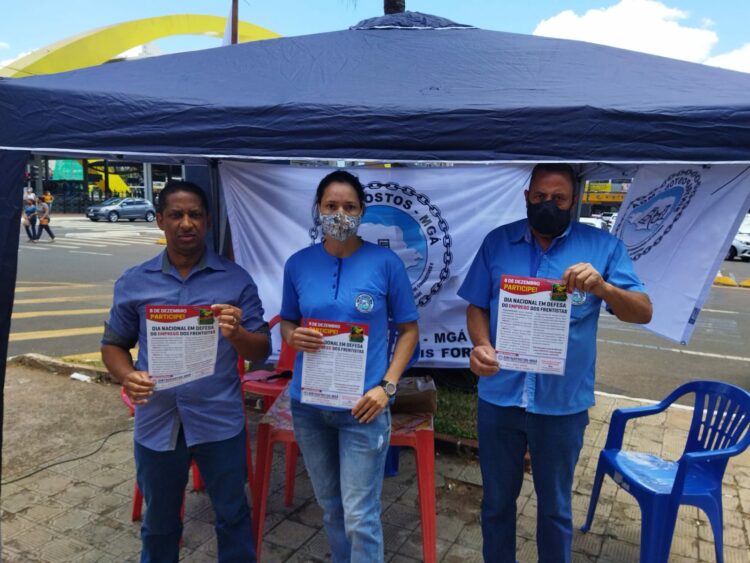 Trabalhadores de postos de combustíveis de Maringá participaram do Dia Nacional em Defesa do Emprego dos Frentistas