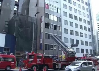 Incêndio em clínica psiquiátrica em Osaka deixa 27 mortes