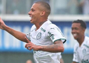 Copinha: Palmeiras supera Mauá segue vivo na busca por título inédito
