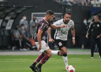Corinthians fica no 0 a 0 na sua estreia no Campeonato Paulista