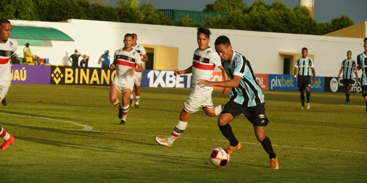 Grêmio bate Santa Cruz e avança para 3ª fase da Copa São Paulo