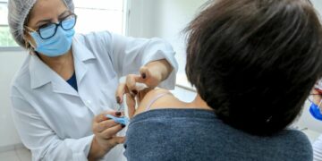 Maringá registra 752.753 pessoas vacinadas contra covid-19