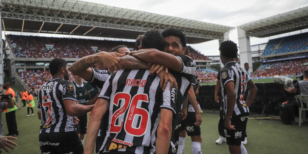 Atlético-MG supera Flamengo nos pênaltis e fatura Supercopa do Brasil