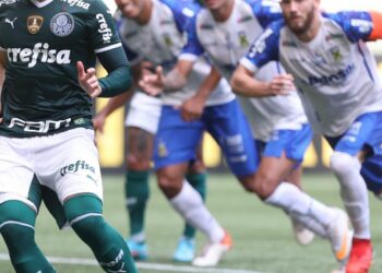 Paulistão: Palmeiras bate Santo André e se isola como líder do Grupo C