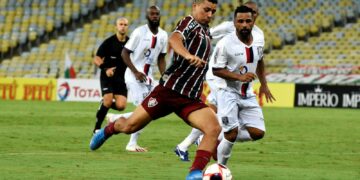 Fluminense enfrenta Resende buscando título da Taça Guanabara