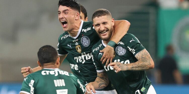 Palmeiras supera Athletico-PR e conquista a Recopa Sul-Americana
