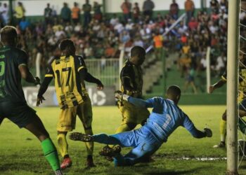 No norte do País, cascavelenses foram derrotados por 2 a 0 e m duelo da segunda fase. Daniel Malucelli.