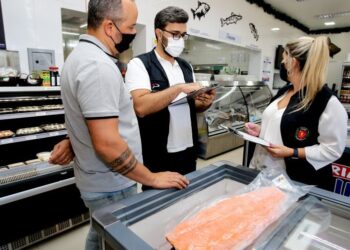 Preço dos pescados em Maringá chega a variar 221% segundo pesquisa do Procon