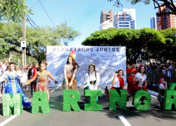 Desfile do Aniversário de Maringá