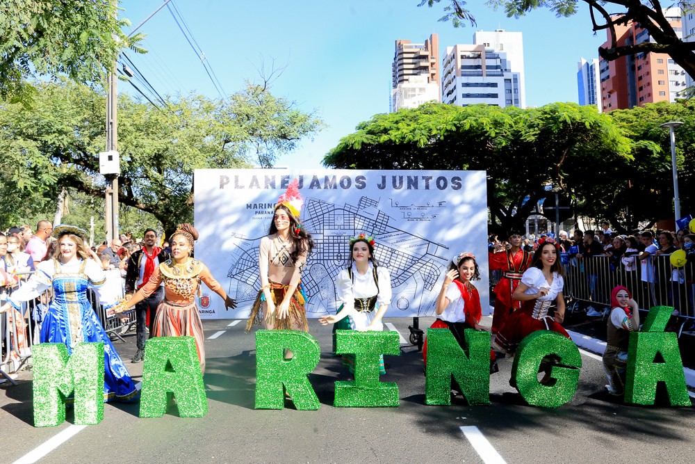 Desfile do Aniversário de Maringá