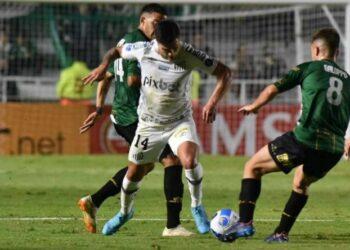 Santos encara Banfield na Vila e ‘esquece’ clássico com Palmeiras