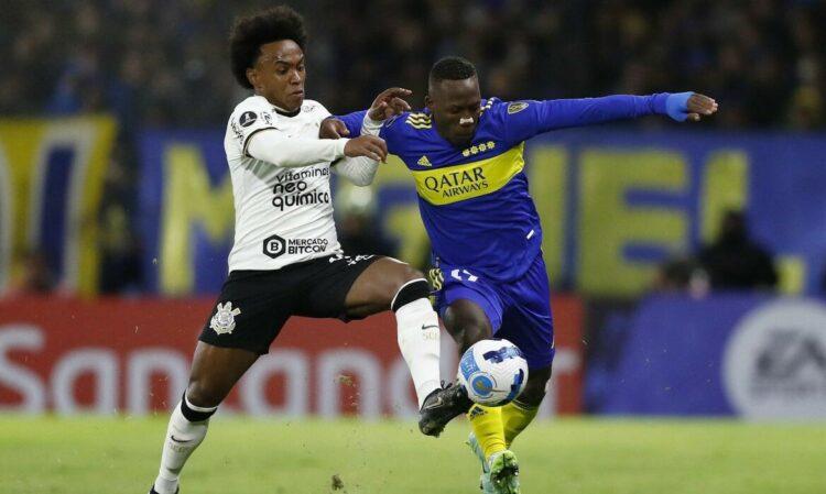 Corinthians empata com o Boca Juniors fora de casa e encaminha classificação