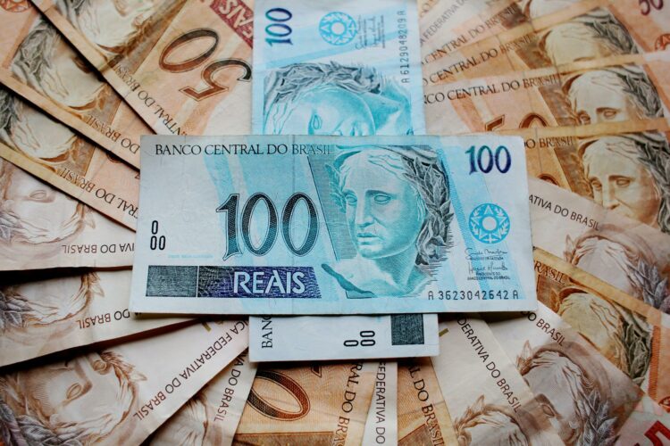 Auxílio Brasil